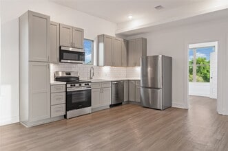 Building Photo - 5623 Eskridge St