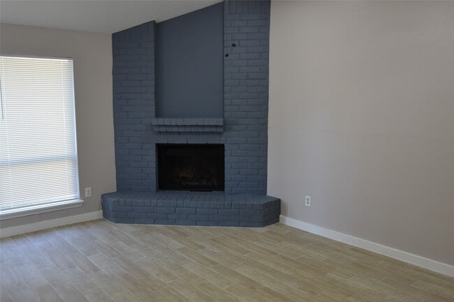 Building Photo - 9130 Autumn Harvest Dr