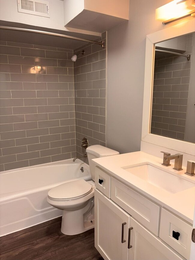 Interior Photo - Welcome to The Shenandoah!