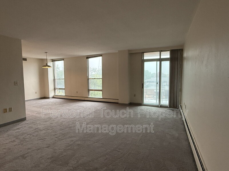 Foto principal - 501 7th St S