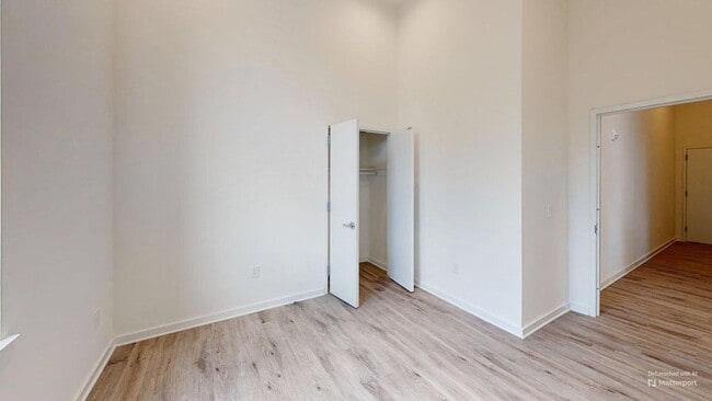 Interior Photo - The Roseville