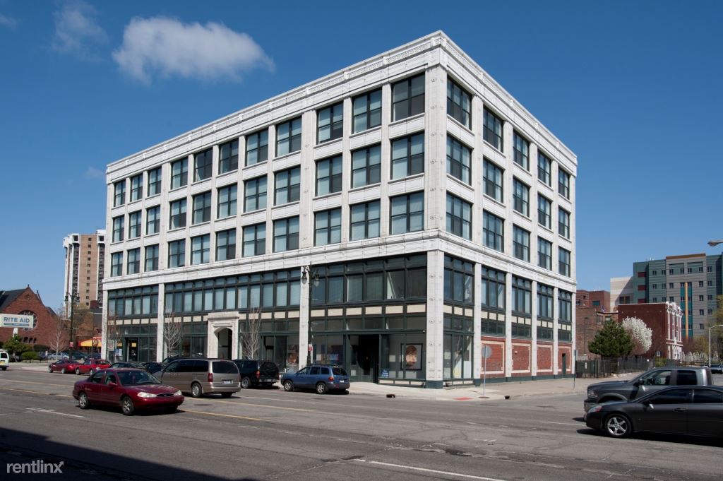 Primary Photo - 4600 Woodward Ave