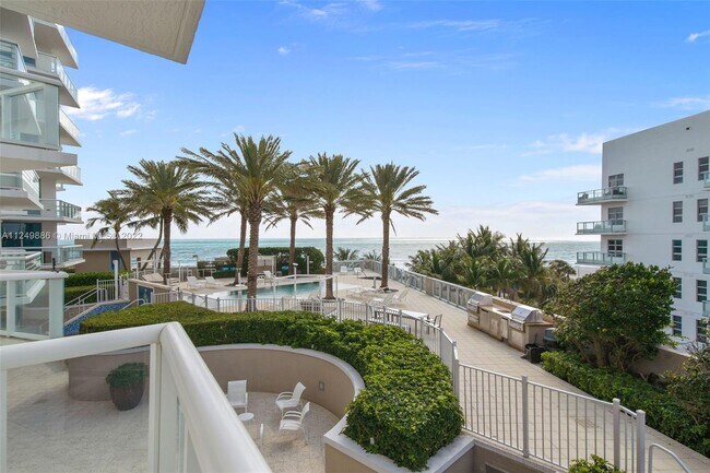 Foto del edificio - 3801 Collins Ave
