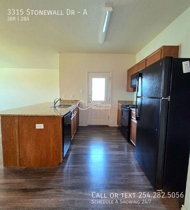 Building Photo - 3315 Stonewall Dr