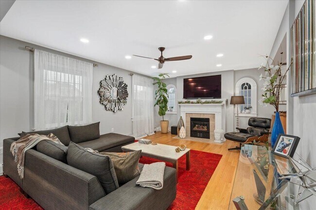 Foto del edificio - 165 Taylor St