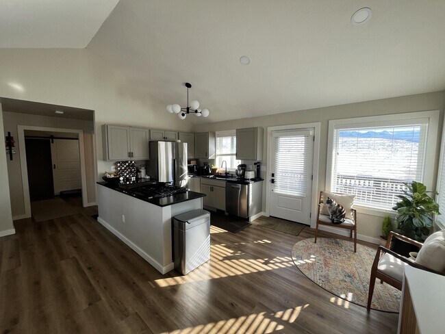 Foto del edificio - 601 W Summit St