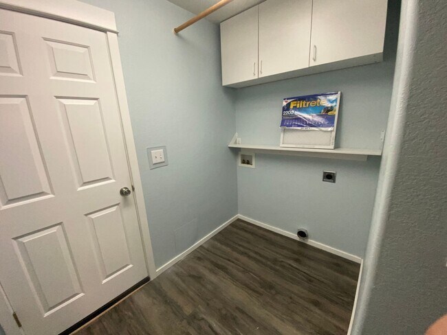 Foto del edificio - Beautifully Updated Home Near Dry Canyon Trailhead