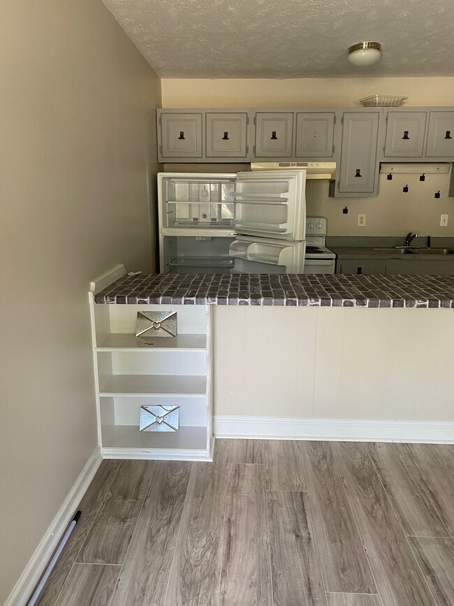 1057 Strickland Bridge Rd Unit 1059 A, Fayetteville, NC 28304