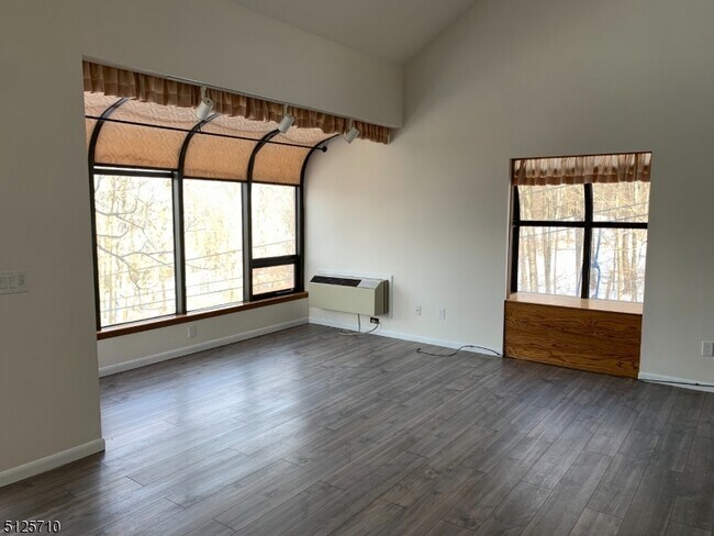 Building Photo - 1 Telluride Ct