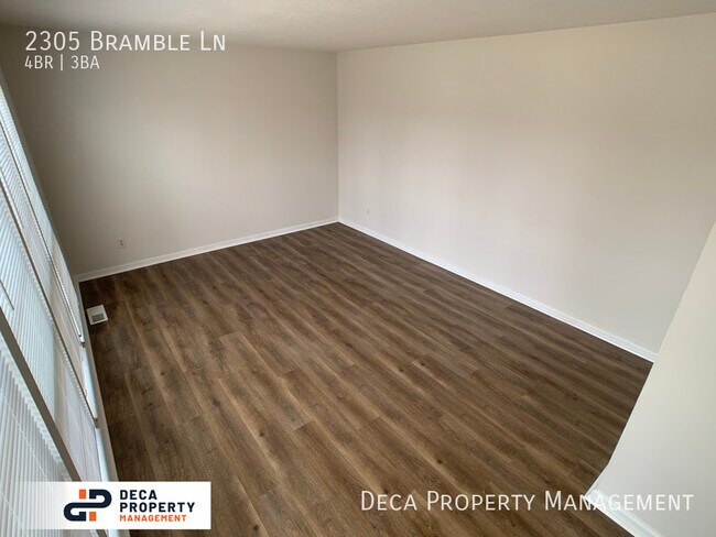 Building Photo - 4 Bedroom House