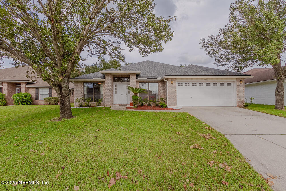 Foto principal - 4393 Pebble Brook Dr