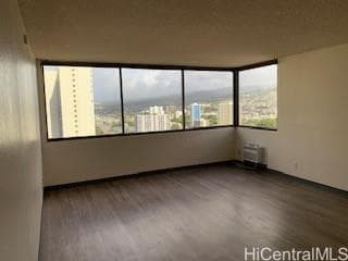 Building Photo - 55 S Kukui St