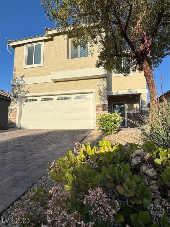 Foto principal - 5660 Alta Peak Ct
