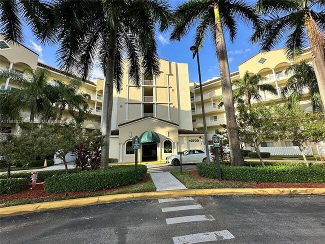 Foto del edificio - 10700 NW 66th St