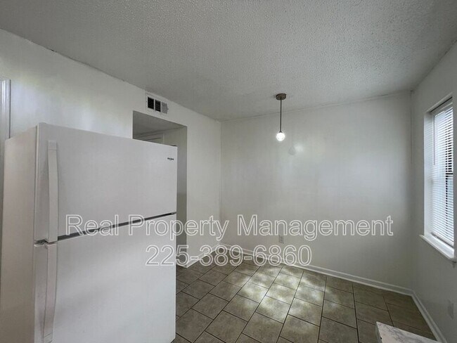 Foto del edificio - 1511 Cristy Dr