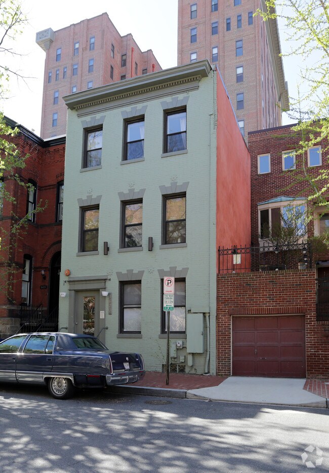 Primary Photo - 1620 Corcoran St NW