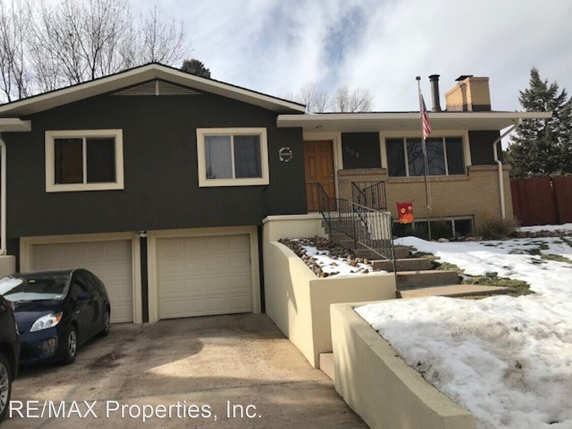 Primary Photo - 3 br, 3 bath House - 508 Argus dr.