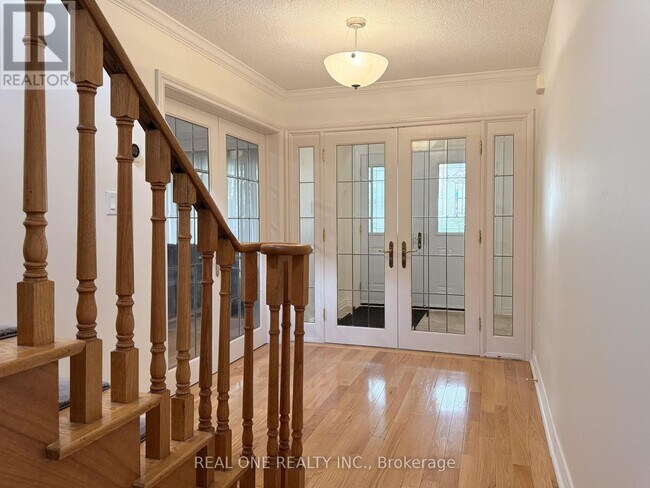 Photo du bâtiment - 1759 Sherwood Forrest Cir