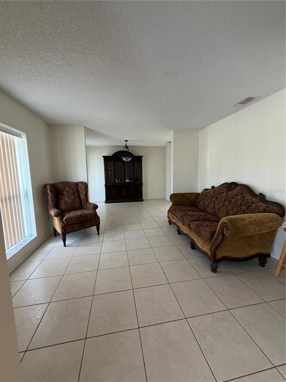 Foto del edificio - 537 Starstone Dr