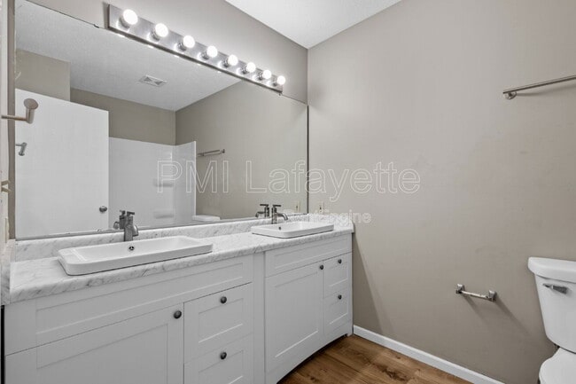 Foto del edificio - 3524 Bethel Dr