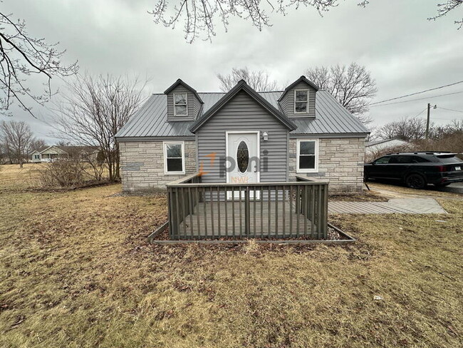 Foto del edificio - 7457 Clay St