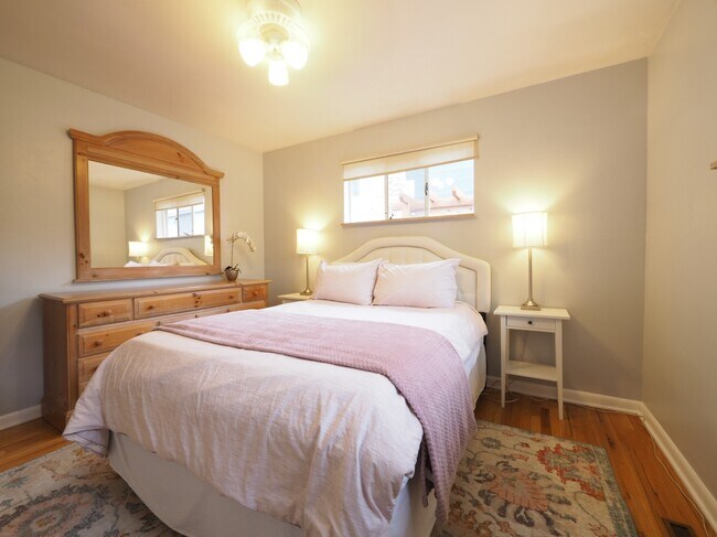 Bedroom 2 - 4165 Wolff St