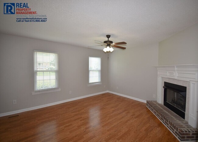 Building Photo - Great 3 bedroom home in Murfreesboro! Atta...