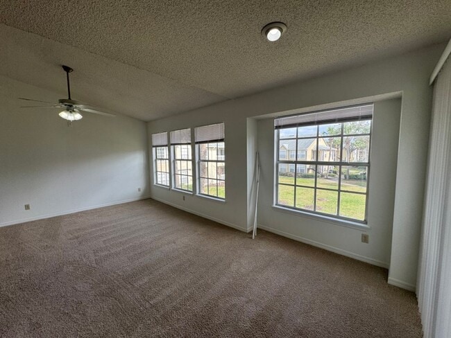 Building Photo - 1057 S Hiawassee Rd