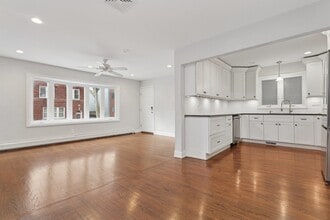 Building Photo - 22 Fox Pl