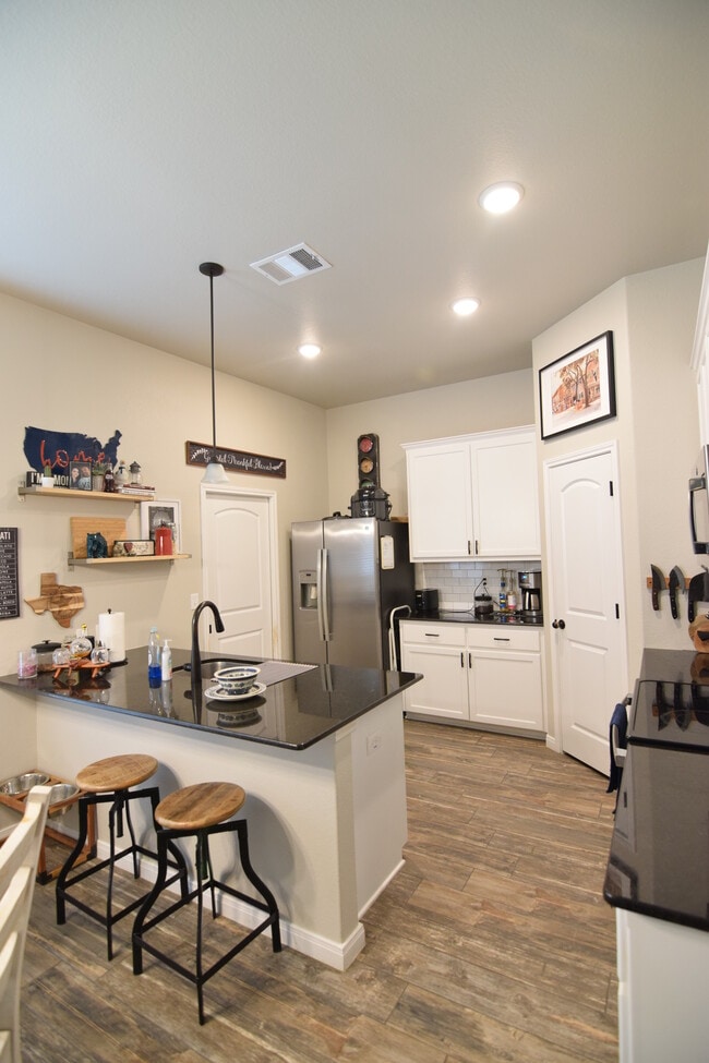 Building Photo - 2557 Belle Hubbard Trl
