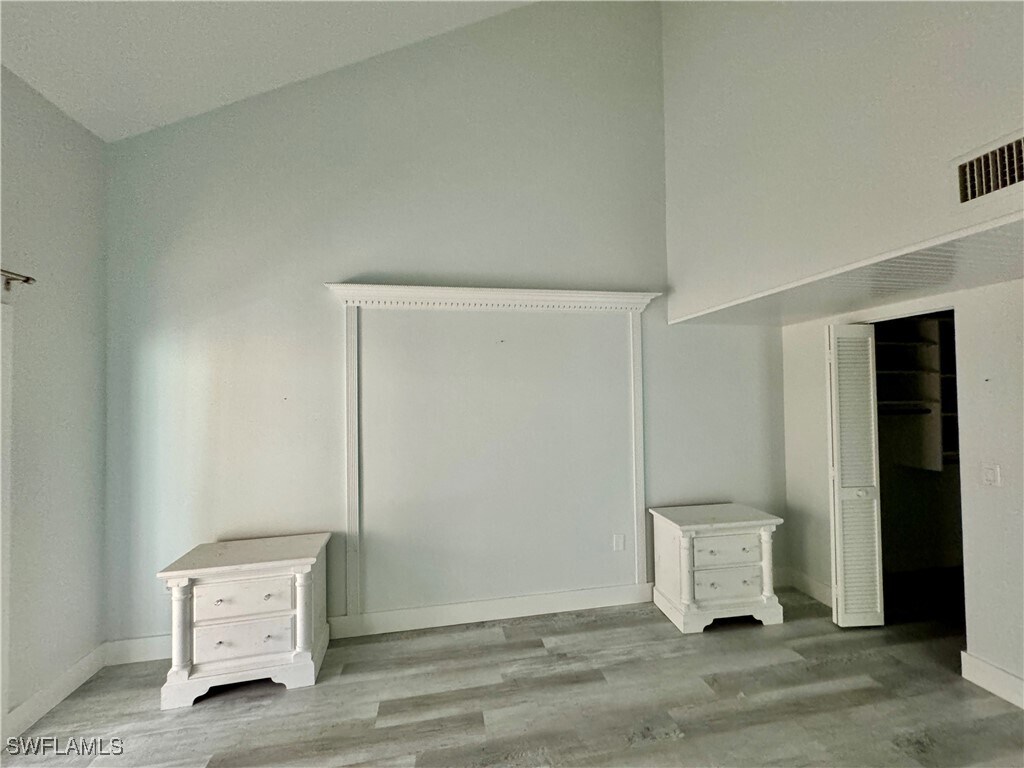 Foto principal - 871 Meadowland Dr