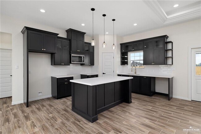 Building Photo - 306 Frankie Ave