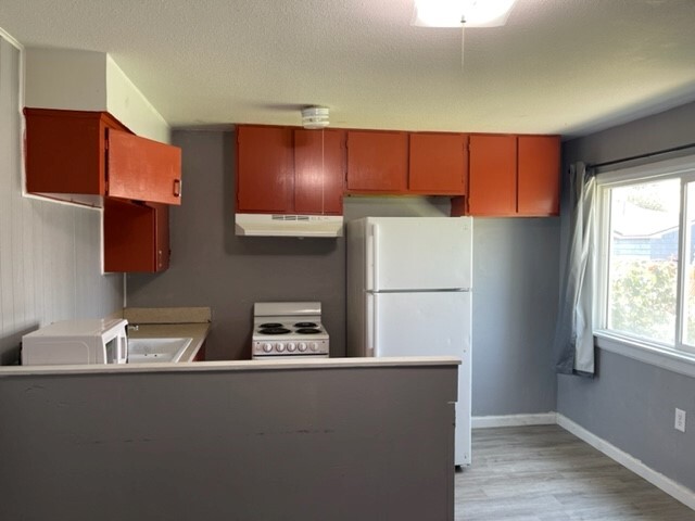 Foto del edificio - 102 E 14th Ave