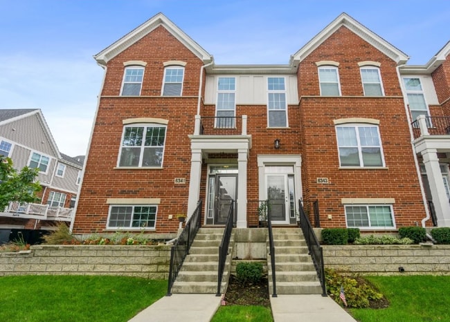 6341 Capulina Ave. Frente - 6341 Capulina Ave