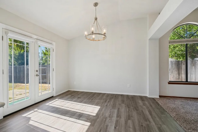 Building Photo - 2553 Candlewood Dr