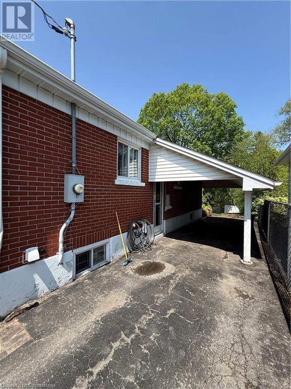 Building Photo - 210 Greenwood Ave