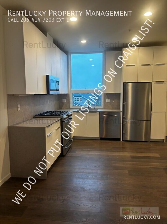 Foto del edificio - Incredible Newer Construction 3-Bedroom wi...