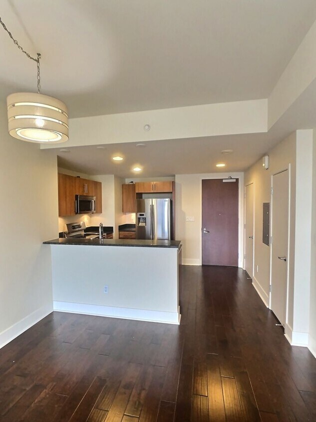 Foto principal - Fantastic 2 Bedroom/2 Bathroom Condo For R...