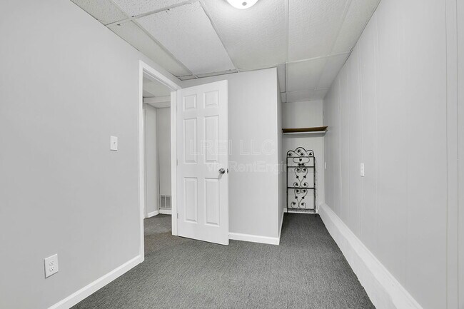 Foto del edificio - 3420 W Muhammad Ali Blvd