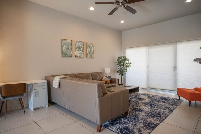 Building Photo - 48149 Vista Cielo
