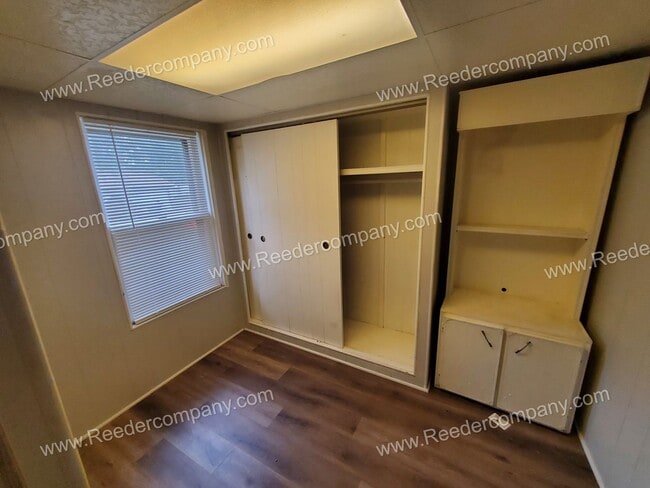 Foto del edificio - Private 1 bedroom house with Office space!!
