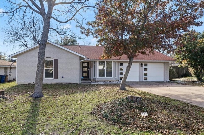 Building Photo - 1505 Westbury Trail