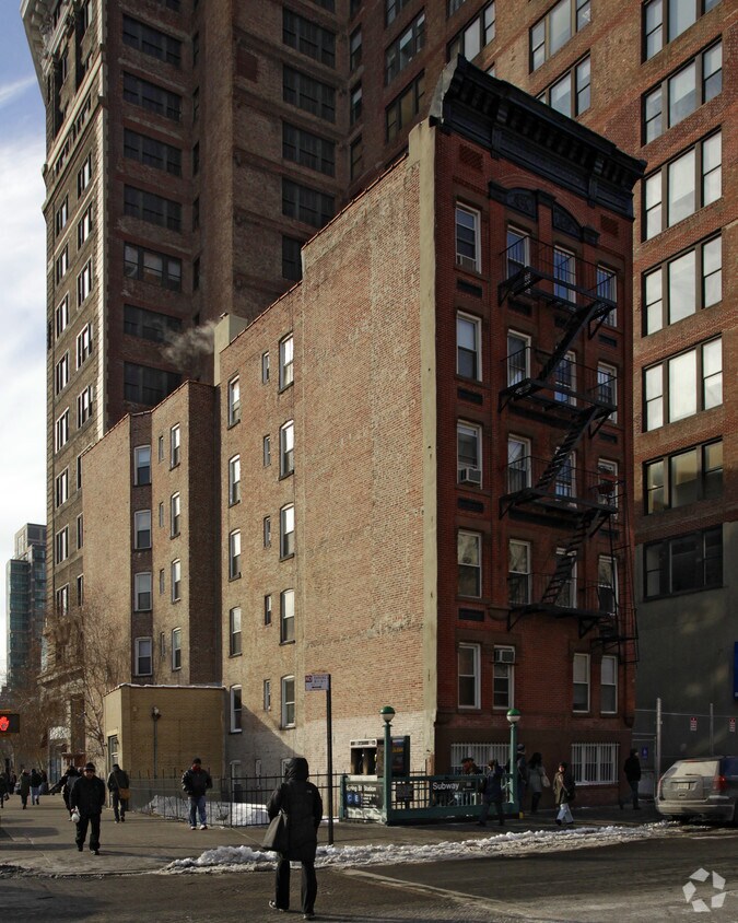 Primary Photo - 169 Avenue Of The Americas