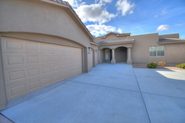 Foto del edificio - Meriposa Masterpiece