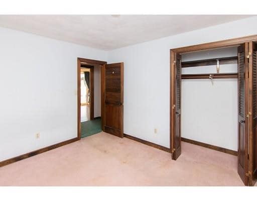 Building Photo - 163 Walnut Rd