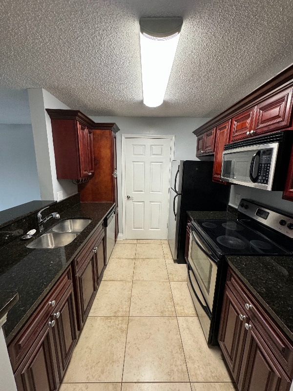 Building Photo - 4205 Santa Fe Pkwy