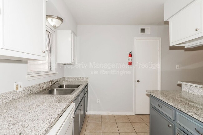 Building Photo - 3111 Falk Ct