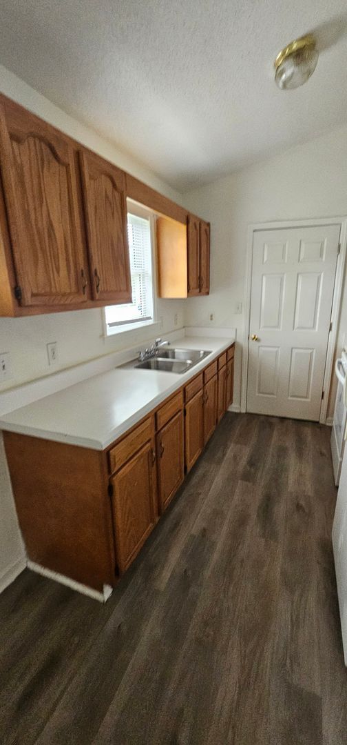 Foto del edificio - COMING SOON! Cozy 3 beds/2 baths house!