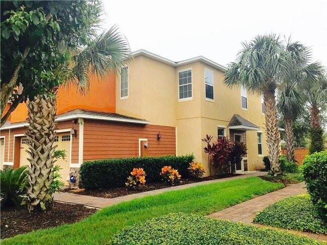 Building Photo - 1049 Priory Cir