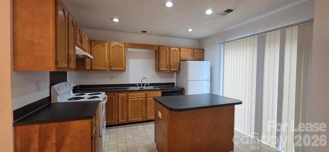 Building Photo - 9134 Charminster Ct
